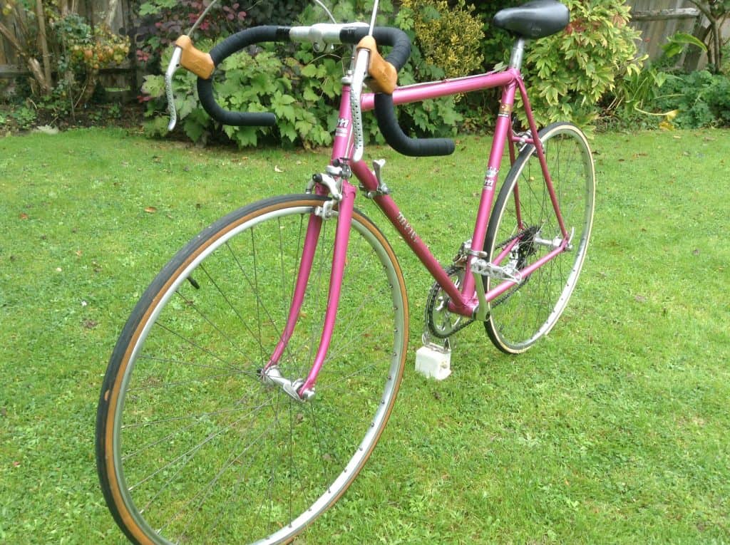 Vintage Mercier bike image from front