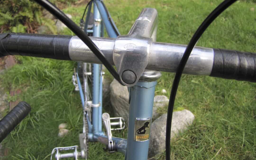 Image of handlebars of Peugeot Competition
