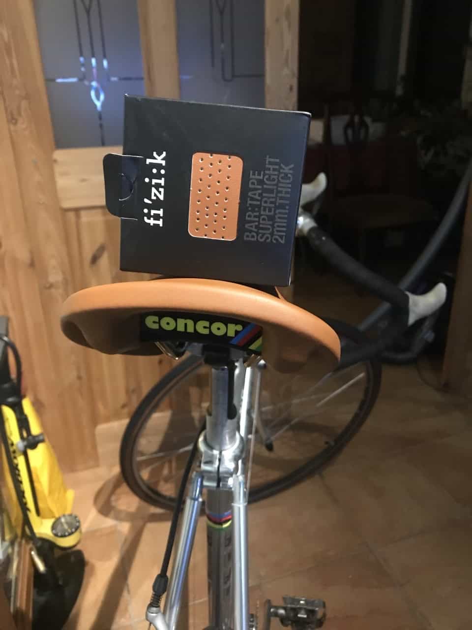 Image of Concor saddle, rear view with handlebar tape on top