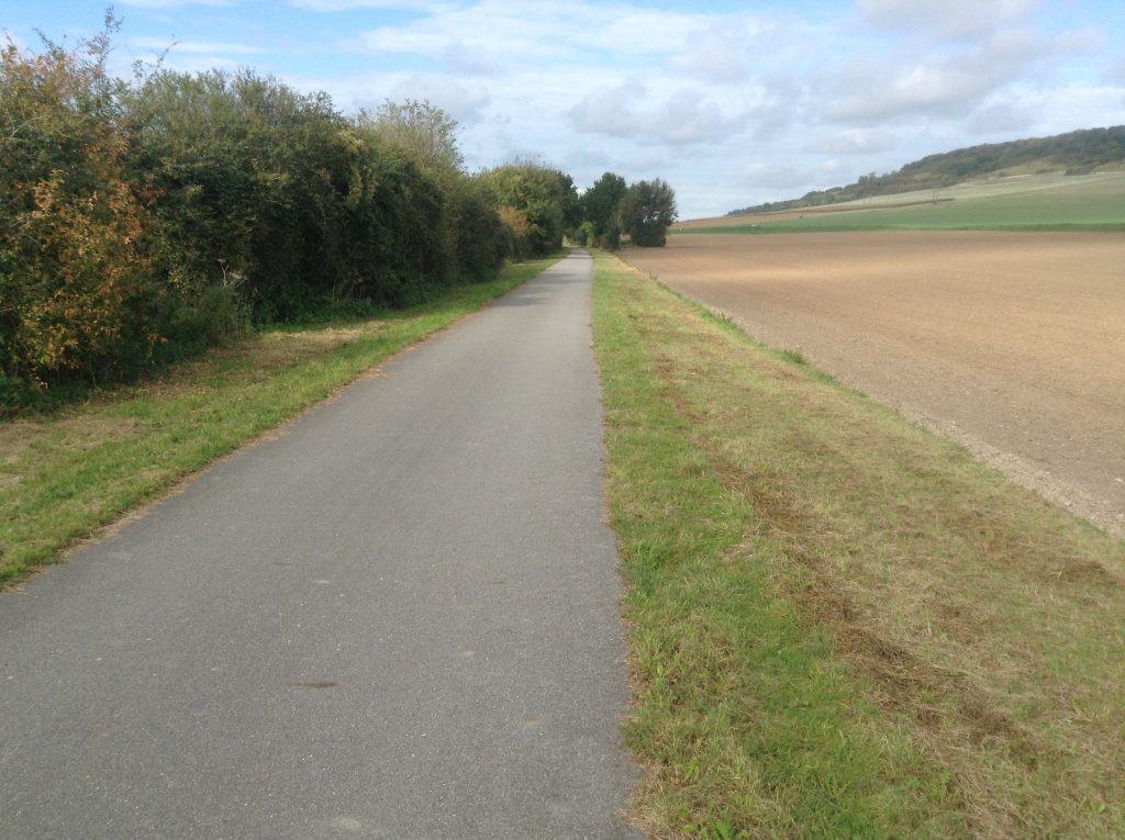 Riding the Avenue Verte image empty trail