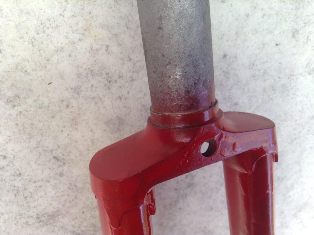 Image of the repaired fork with repaired damaged steerer threads