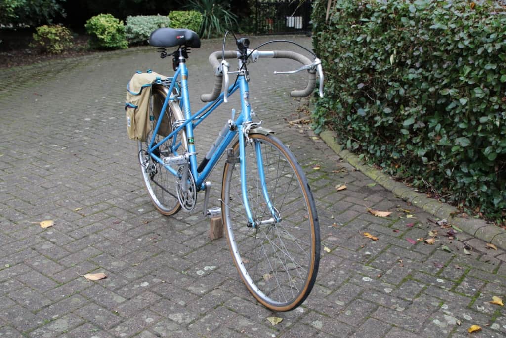 Image of Carlton bike Courette