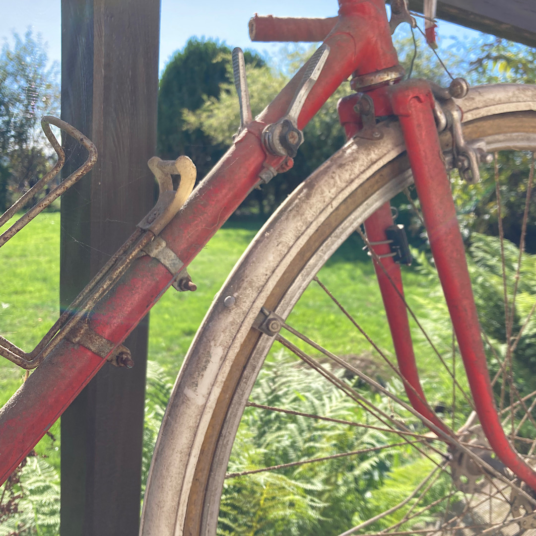 image of junk bike close up