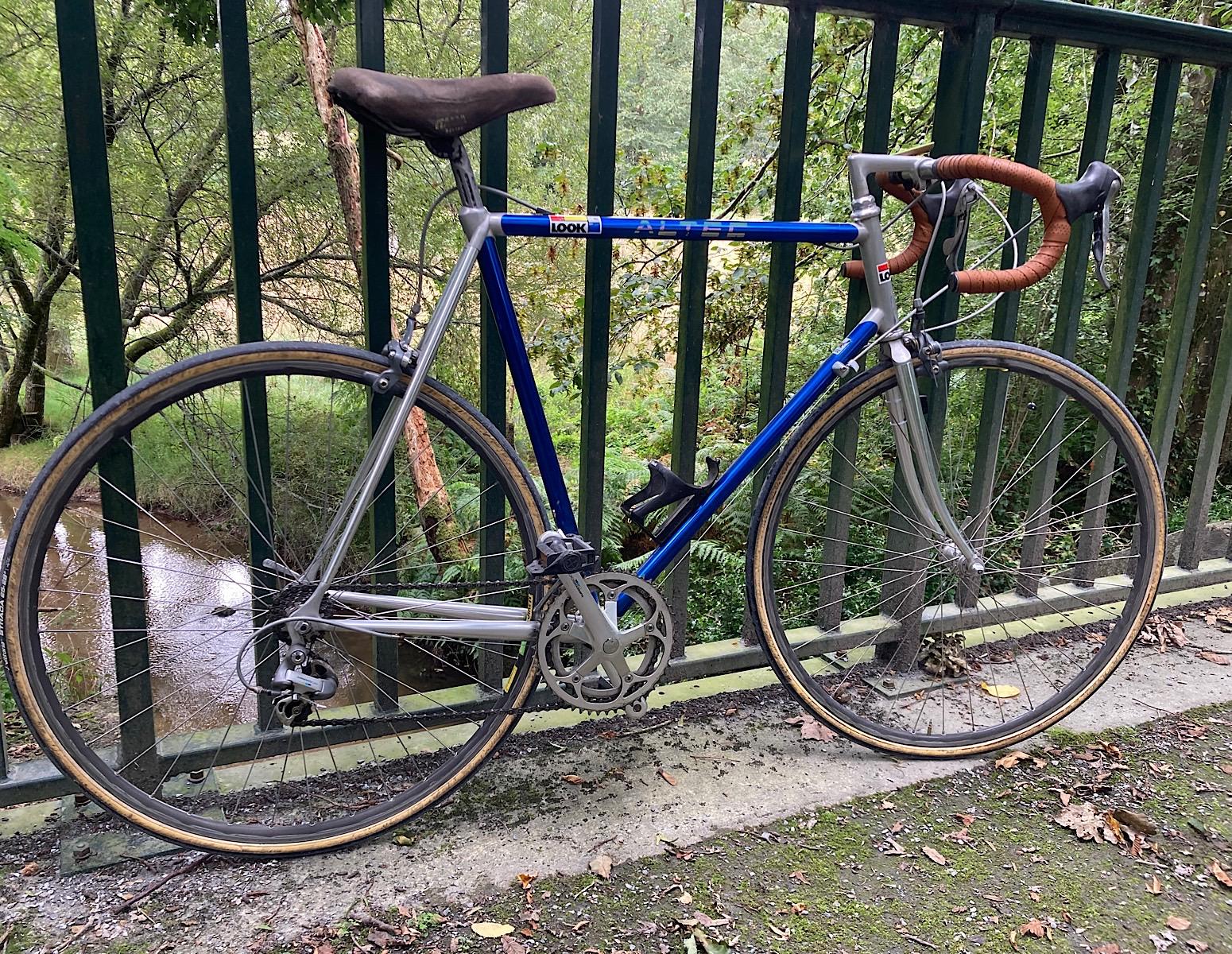 Image of riding my vintage bike Stronglight Altec on trail