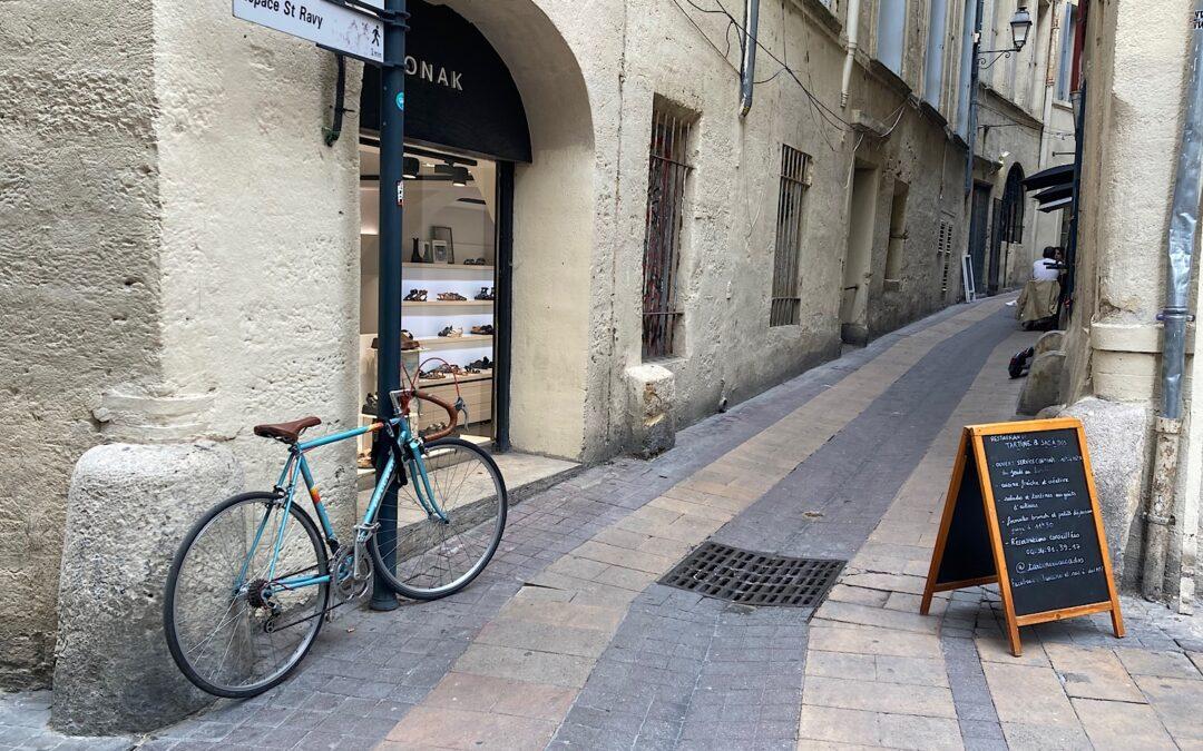 Image of a vintage bike in Montpellier